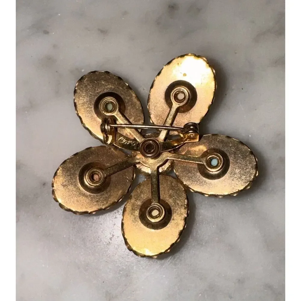 Vintage Coro Gold Tone Multicolor Confetti Lucite Flower Brooch Signed